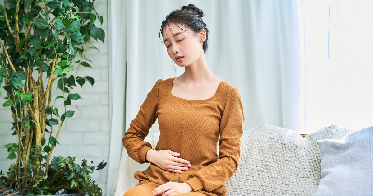 すぐ試せる！便秘解消マッサージのやり方とは？効果を高めるタイミングと注意点